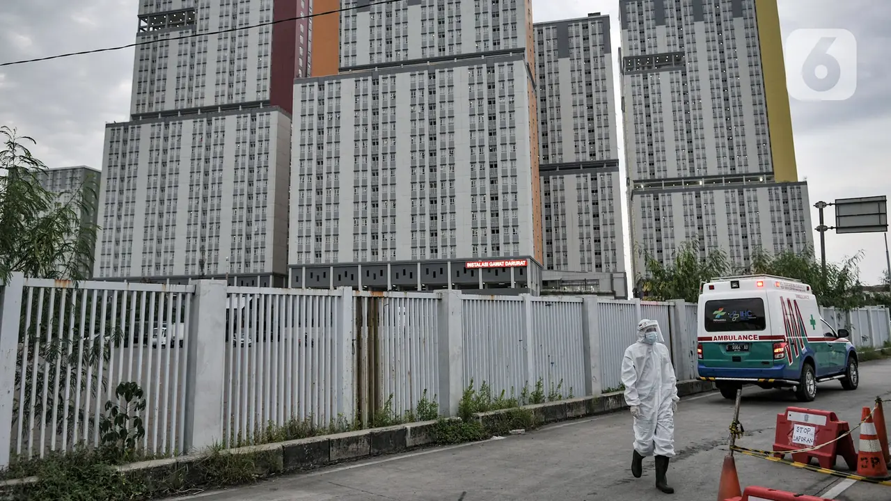 FOTO: Jumlah Pasien COVID-19 di RSD Wisma Atlet Meningkat