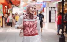 Potret Syahnaz Sadiqah Kenakan Hijab, Terinspirasi dari Pengalaman Berada di Tanah Suci