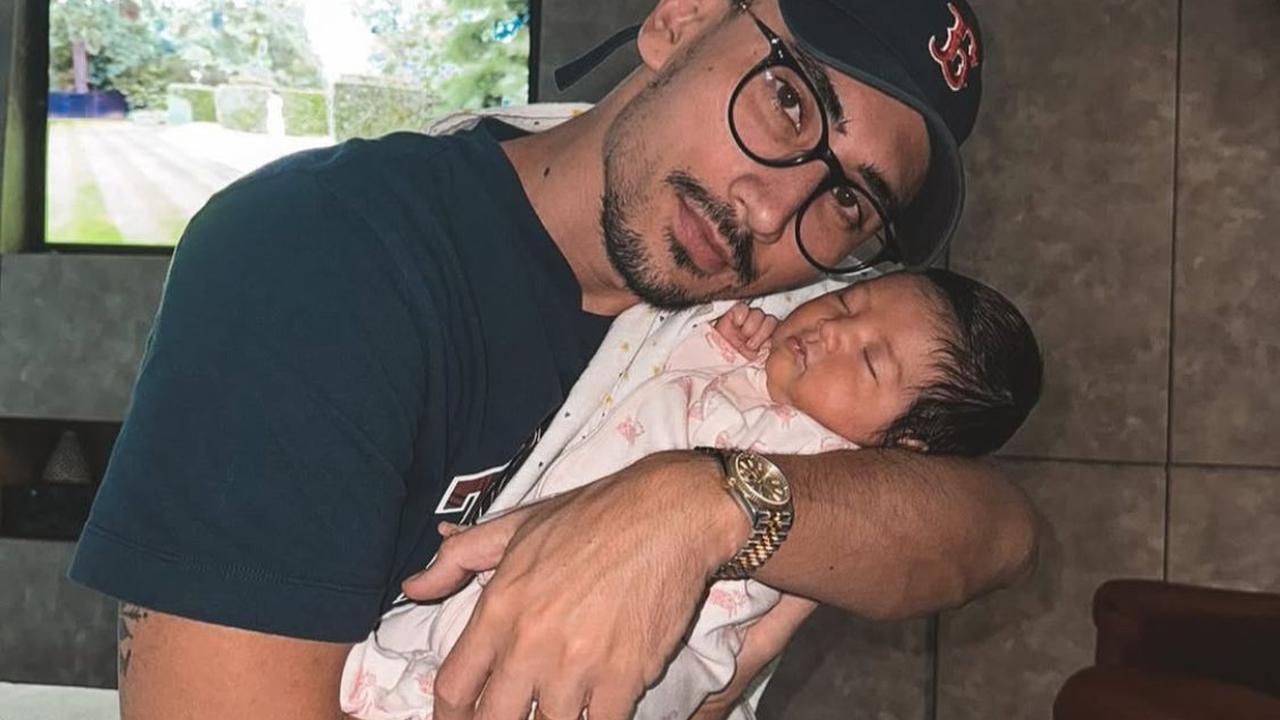 Jessica Iskandar Pamerkan Wajah Baby Hagia Usia 40 Hari, Doa dan Pujian Mengalir Deras