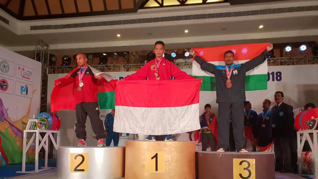 Angkat Berat