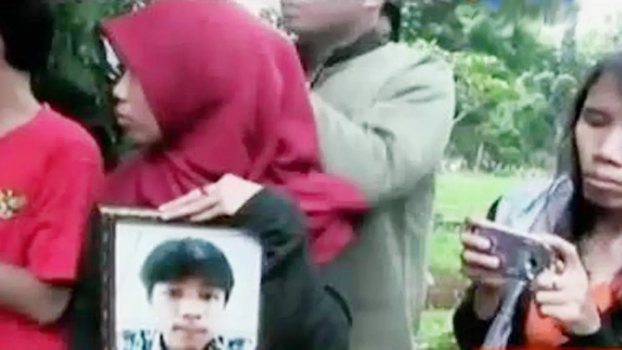 Fikri, Korban Tewas Tawuran Manggarai di Kebumikan 