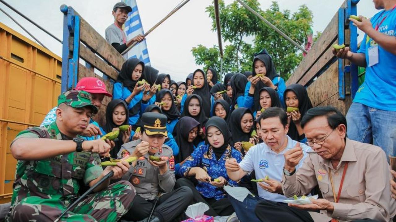 Pecahkan Rekor MURI Makan 2.000 Buah, Wagub Lampung Dorong Alpukat Siger Jadi Primadona Ekspor
