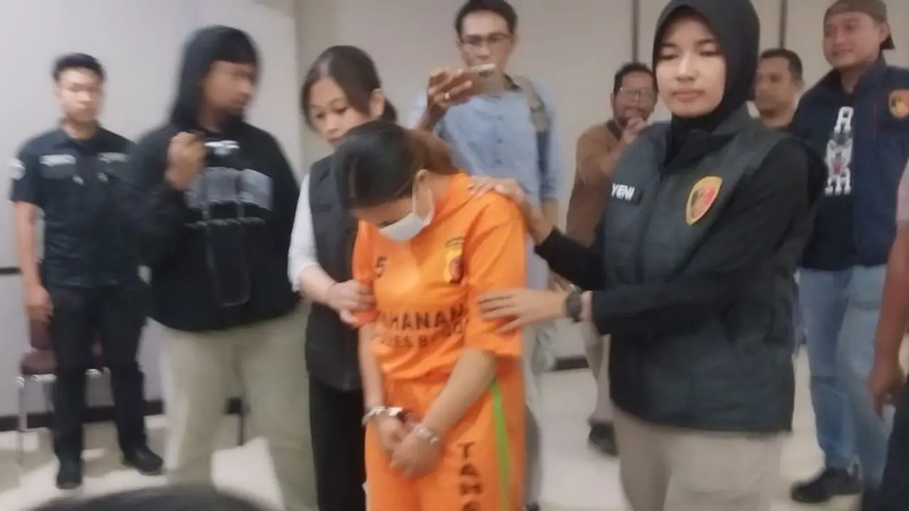 Tampang Wanita Pelaku Pembunuhan Sadis Pedagang Lansia di Puncak Bogor