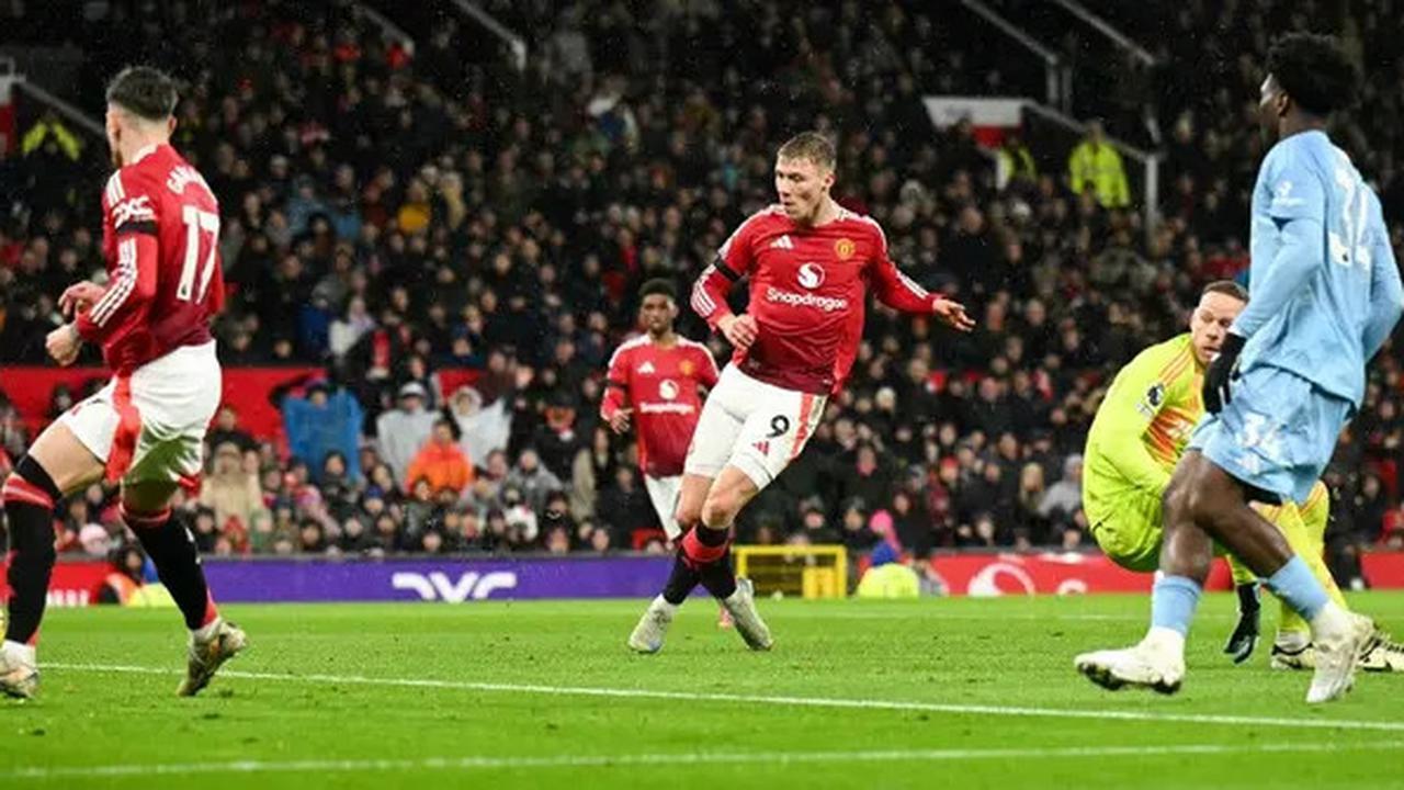 Rencana AC Milan untuk Merekrut Rasmus Hojlund Dapat Lampu Hijau, MU Siap Melepas Sang Pemain