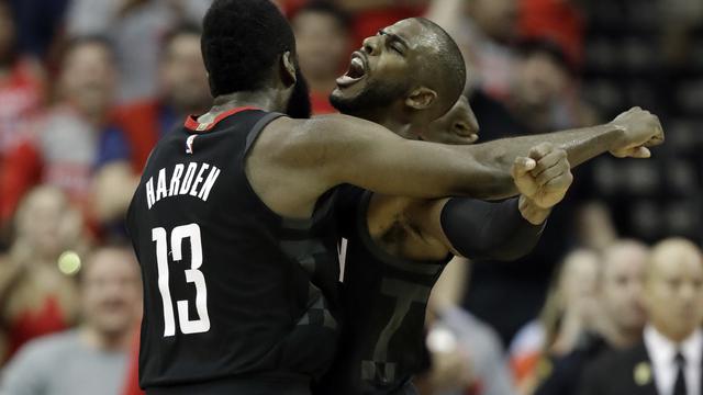 Selebrasi Chris Paul dan James Harden