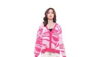 Panduan Memilih Outer Multifungsi agar Tetap Stylish di Cuaca Panas dan Musim Hujan
