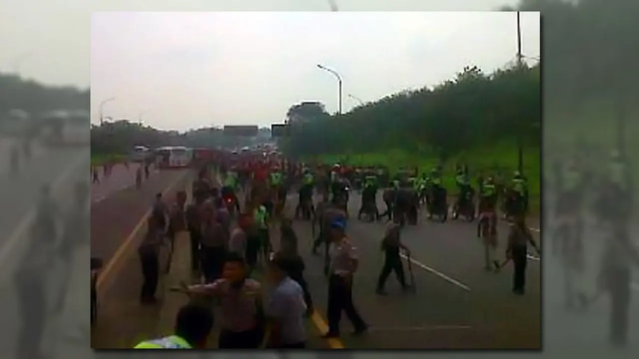 Kerusuhan Persija di Jalan Tol