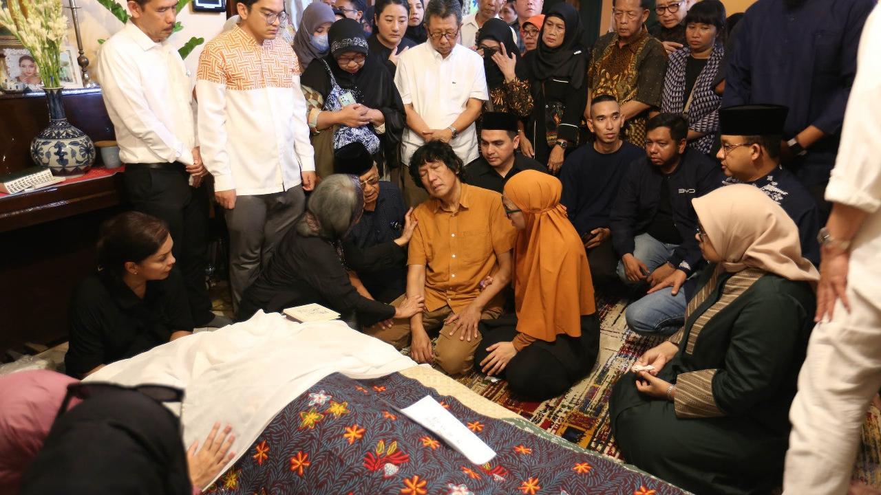Camelia Malik Sebut Marissa Haque, Sahabat yang Baik, Cerdas, dan Berani