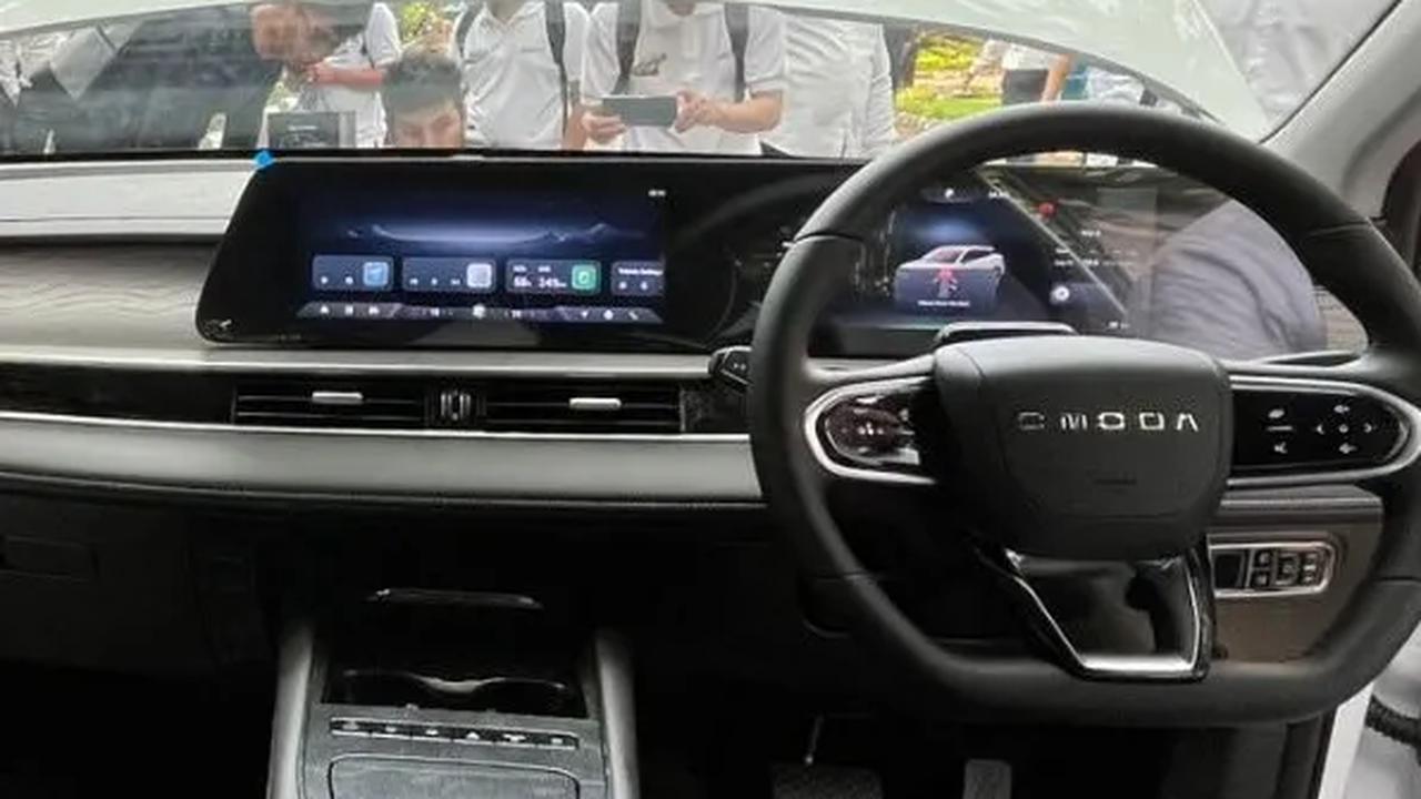 Indonesia negara pertama di ASEAN dan di luar China, yang produksi Omoda E5. <br>Chery akan umumkan harga Omoda E5 pada awal  2024.