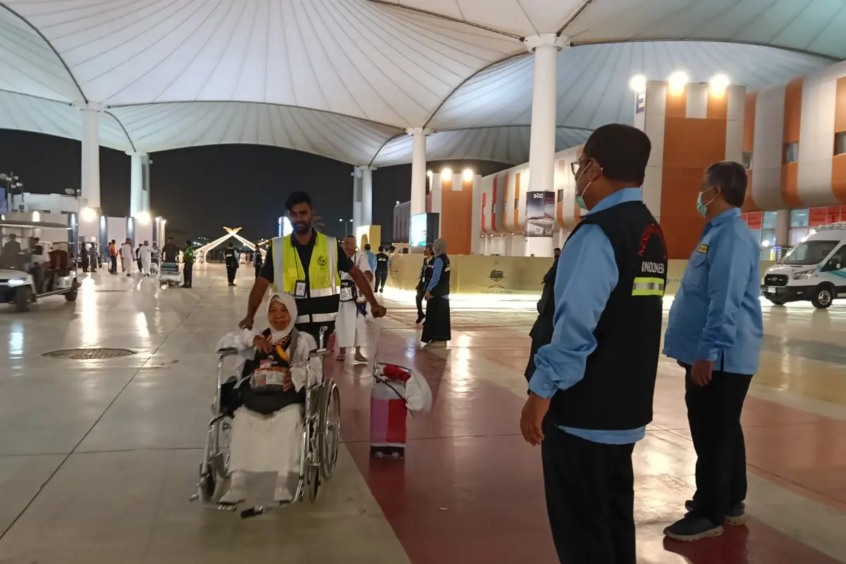 Pemerintah Tanggung Biaya Kursi Roda Jemaah Lansia dan Disabilitas untuk Umrah Wajib di Masjidil Haram