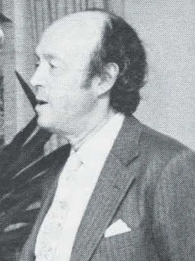 Anthony Lewis.(wikipedia.org)