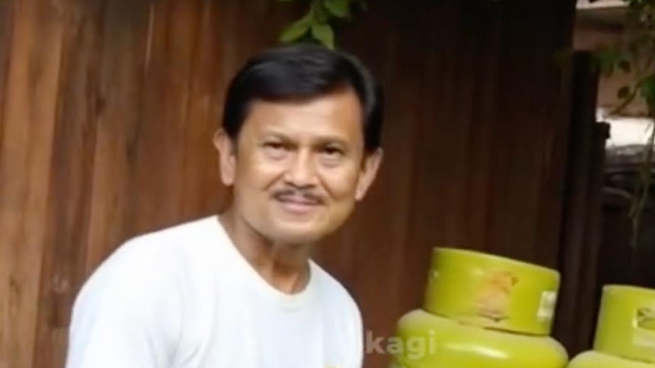 Ini Penampakan jika Para Mantan Presiden Indonesia Jadi Pedagang Gas 3Kg Versi AI