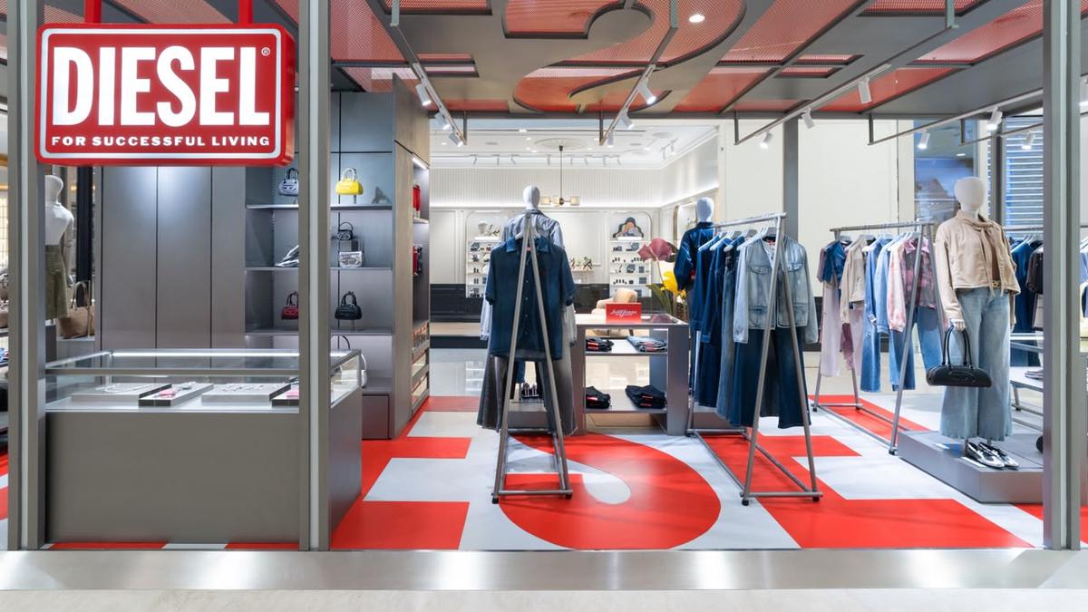 Diesel Boyong Koleksi Fall/Winter 2026 di Senayan City, Apa yang Menarik?