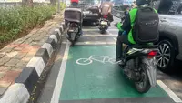 Mengayuh di Jakarta, Mencari Ruang yang Aman