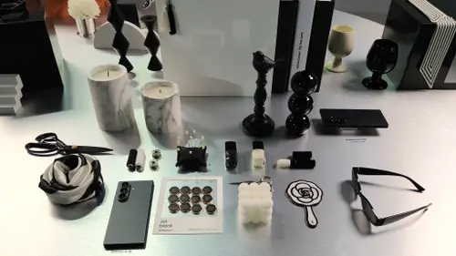 Samsung Galaxy Z Fold7 Jet Black Peripherals
(Foto: tangkapan foto oleh Matahari Kartika Purusakara pada acara The First Galaxy AI Live Creation)