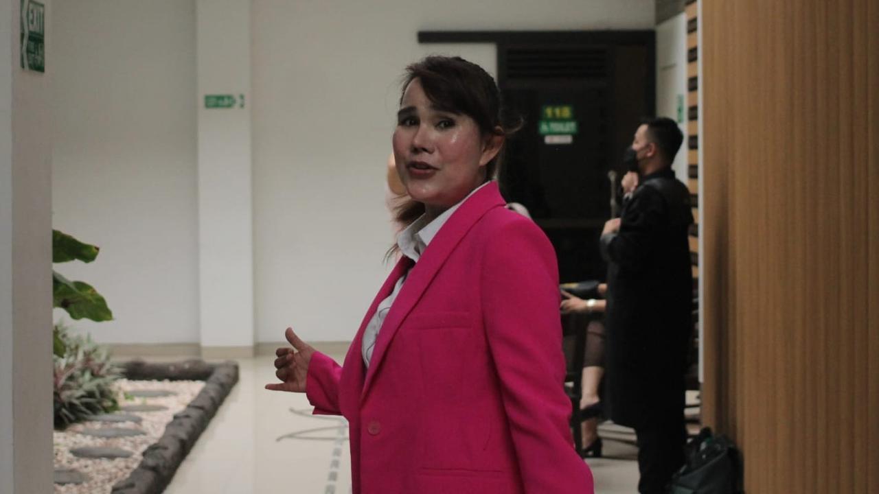 Jengkel Dituntut Pasal Pemerasan, Isa Zega Tantang Sumpah Pocong