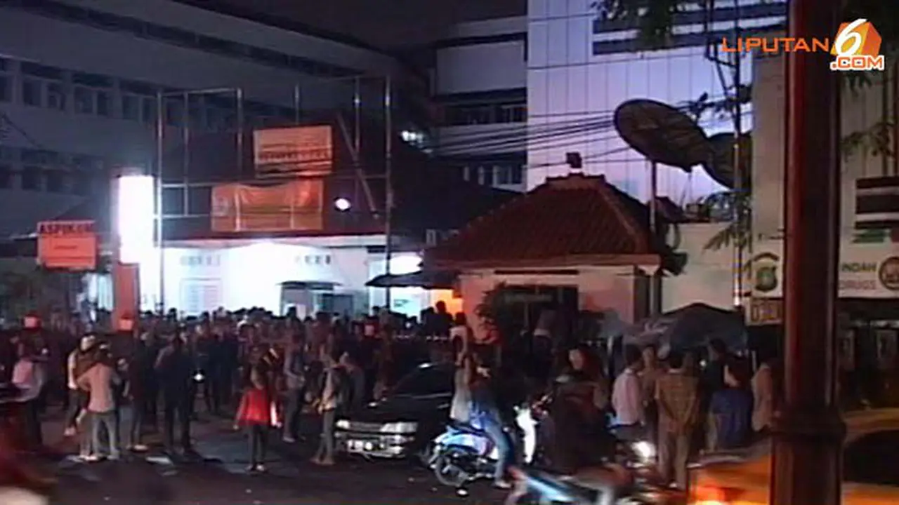 moestopo-pukul-wartawan-131024b.jpg