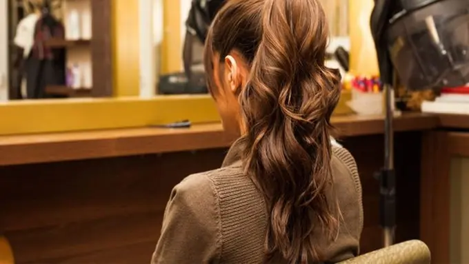 Mau ke Kantor? Coba Terapkan Gaya Rambut Ini 