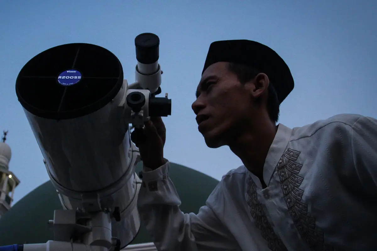 Mengintip Posisi Hilal di Langit Jakarta
