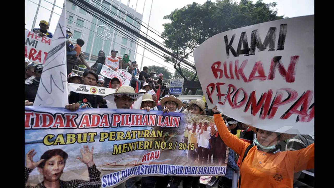 Ribuan Nelayan Kepung Kantor Menteri Susi Pudjiastuti