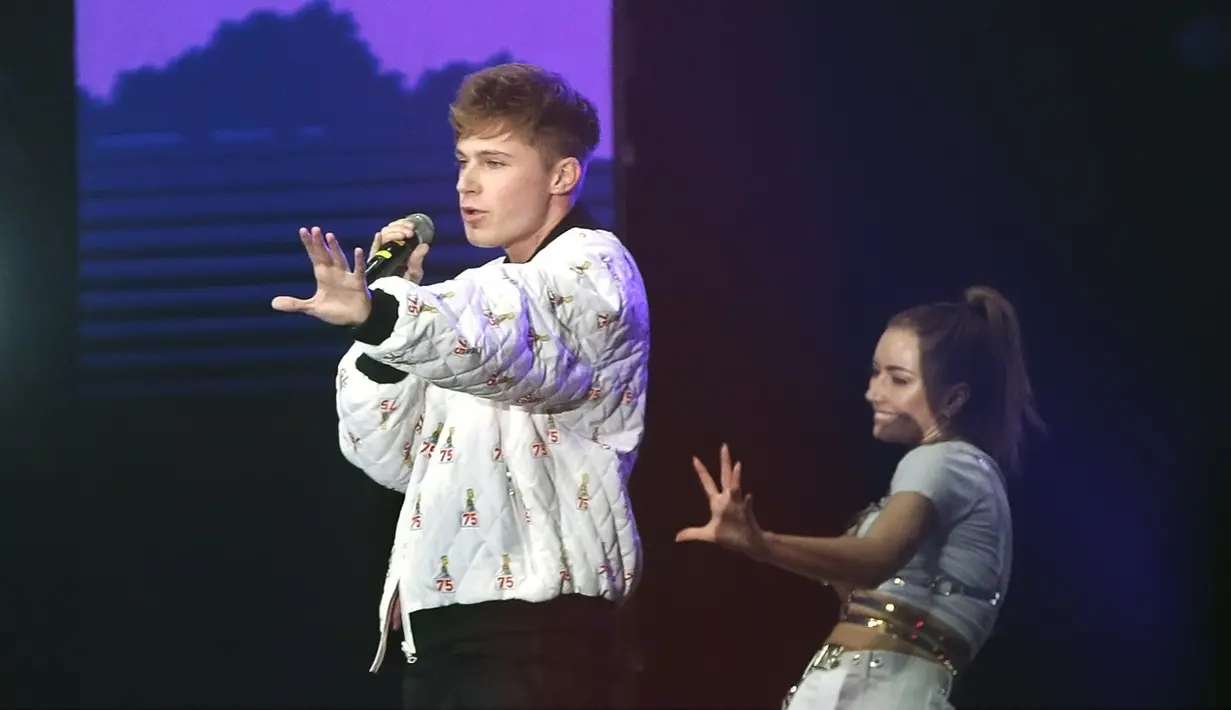 HRVY acara Youtube Fanfest 2019. (Bambang E Ros/Fimela.com)