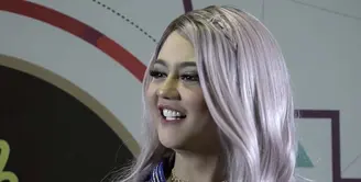 Jenita Janet sudah menemukan tambatan hatinya. Kapan nikah?