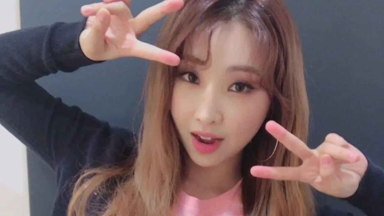 Minzy eks 2NE1