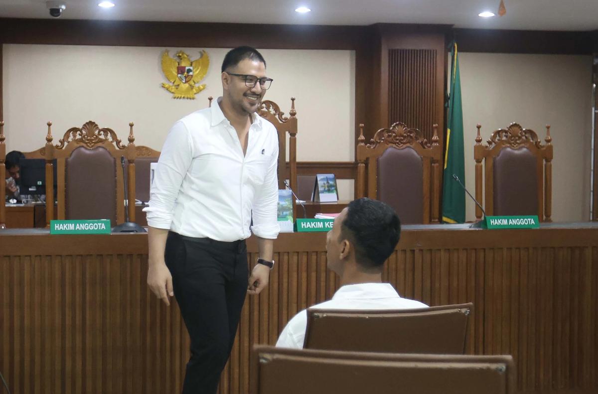 FOTO: Ammar Zoni Hadiri Sidang Lanjutan Kasus Dugaan Peredaran Narkotika di Rutan
