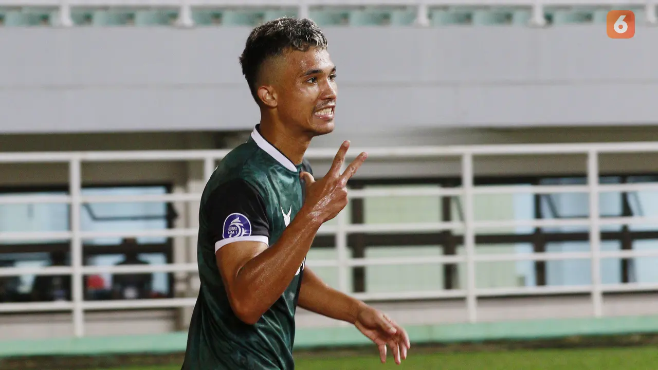 Foto: Akibat Gol Penalti, Persebaya Tumbang dari Persikabo 1973 di Pekan Pertama BRI Liga 1 2022 / 2023