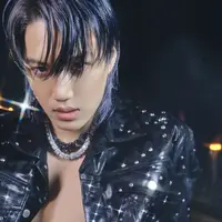 Kai EXO awali debut solo lewat MV single yang memukau para penggemar.