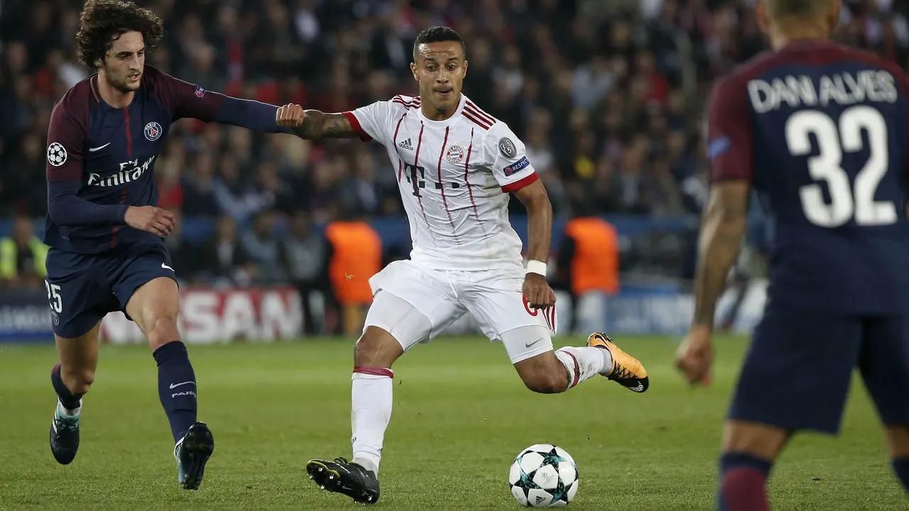 Paris Saint-Germain, Neymar Jr, Edinson Cavani, Bayern Munchen