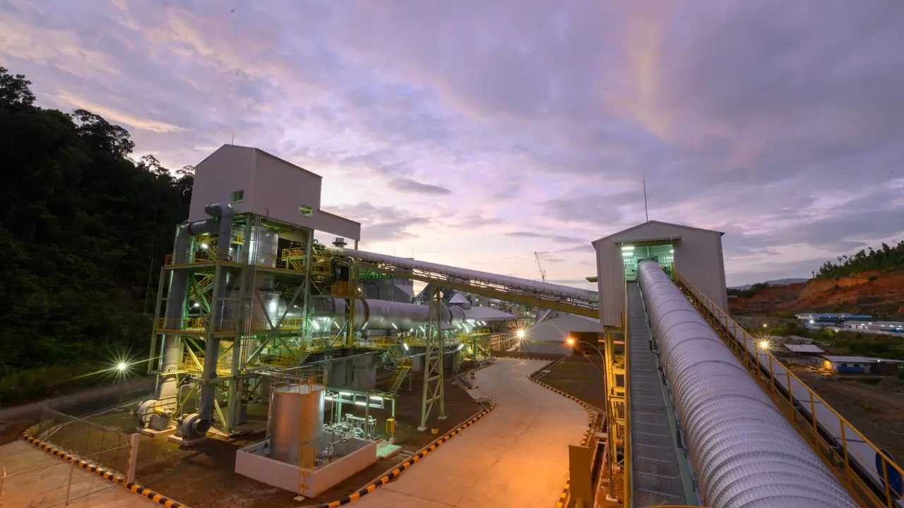 Salah satu proyek MIND ID strategis yang akan memasuki masa commissioning phase adalah pembangunan Smelter Grade Alumina Refinery (SGAR) pada September 2024. (dok Mind Id)
