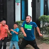 Caisar dikabarkan menjatuhkan talak satu pada istrinya, Indadari. Lantas apa yang membuat Caisar hingga akhirnya menjatuhkan talak pada istrinya. Wawan kakak Caisar sedikit bicara terkait rumah tangga adiknya. (Instagram/caisar_yang_belomsempurna)
