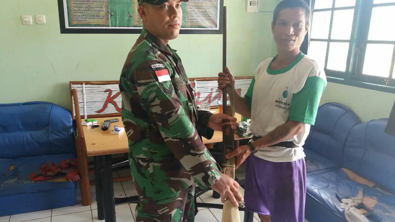 Program Pengobatan TNI Berbuah Senjata Api