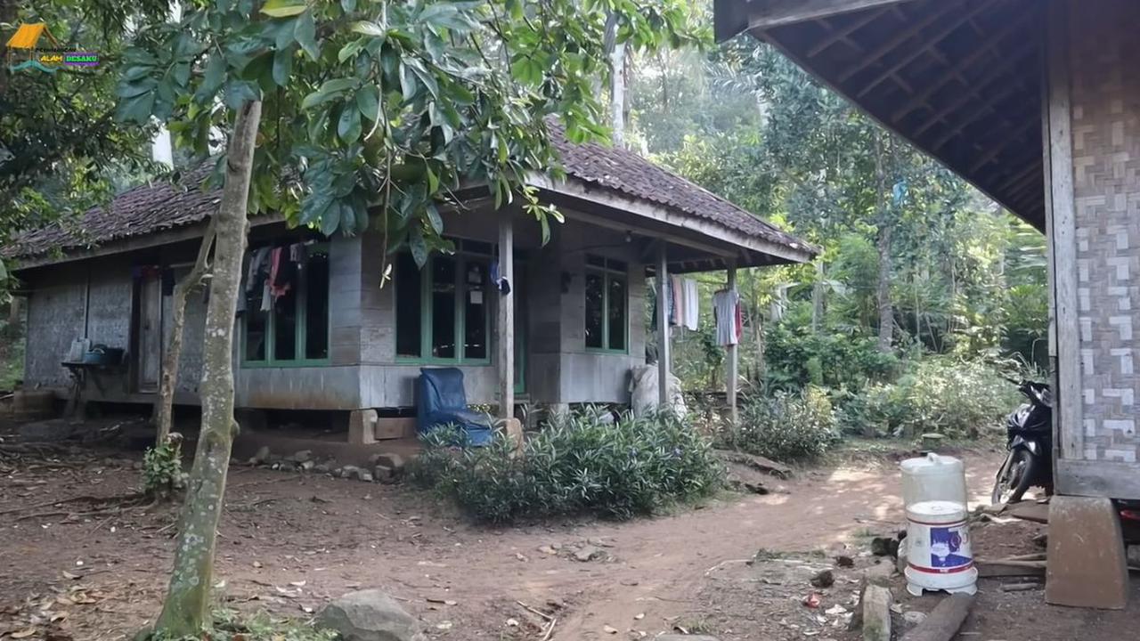 Listrik Sulit Dijangkau