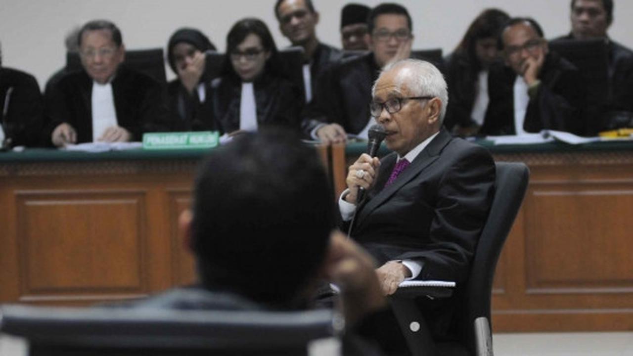 Jalani sidang lanjutan, OC Kaligis dicecar JPU