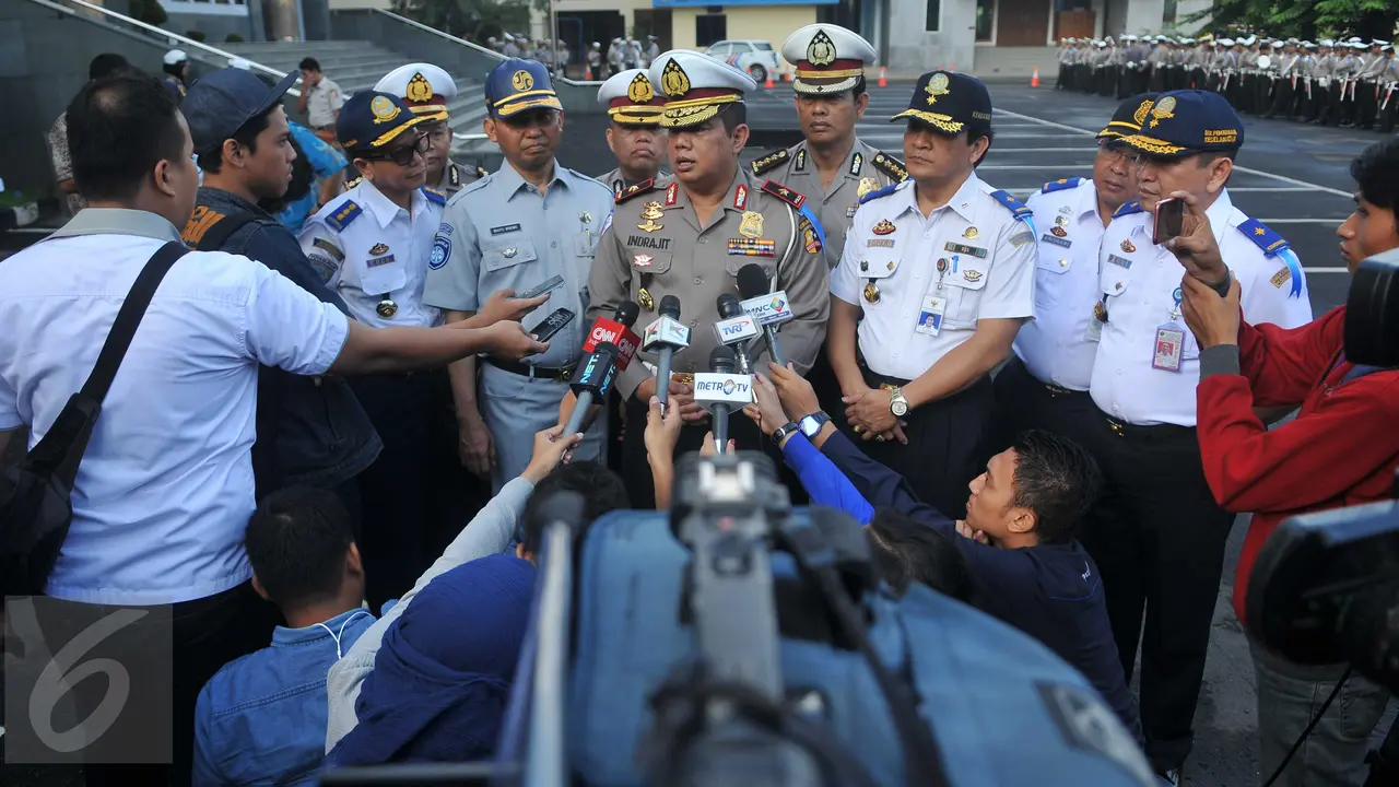 20160516-Jelang Ramadan, Korps Lalu Lintas Gelar Operasi Patuh Jaya 2016-Jakarta