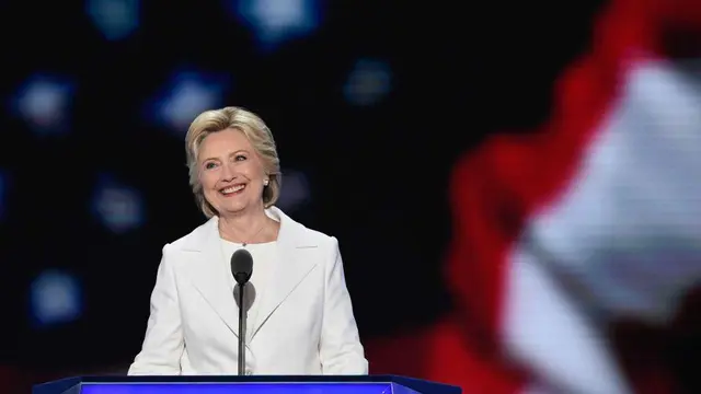 Hillary: Ada Kekuatan Lain yang Inginkan Amerika Terpecah Belah