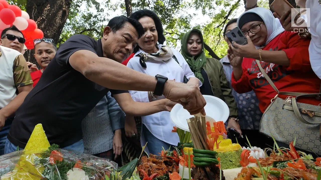 Moeldoko Rayakan Ulang Tahun