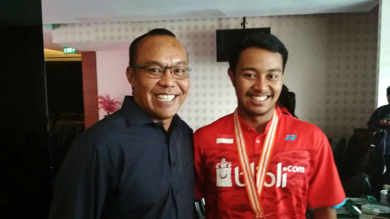 Rehan Naufal Kusharjanto, Tri Kusharjanto