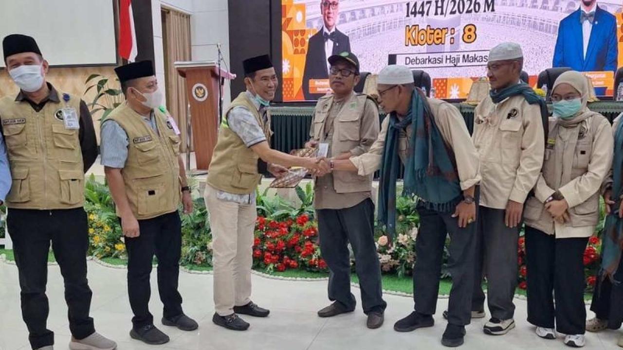 Kepulangan Jamaah Haji Pinrang Kloter 8: Pesan PPIH dan Apresiasi Pemda