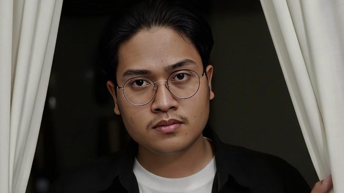 Lewat Lagu Badut Penghibur, Mahardika Soroti Sisi Gelap Romantisme Modern