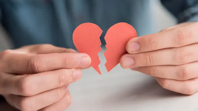 Ilustrasi patah hati, putus cinta