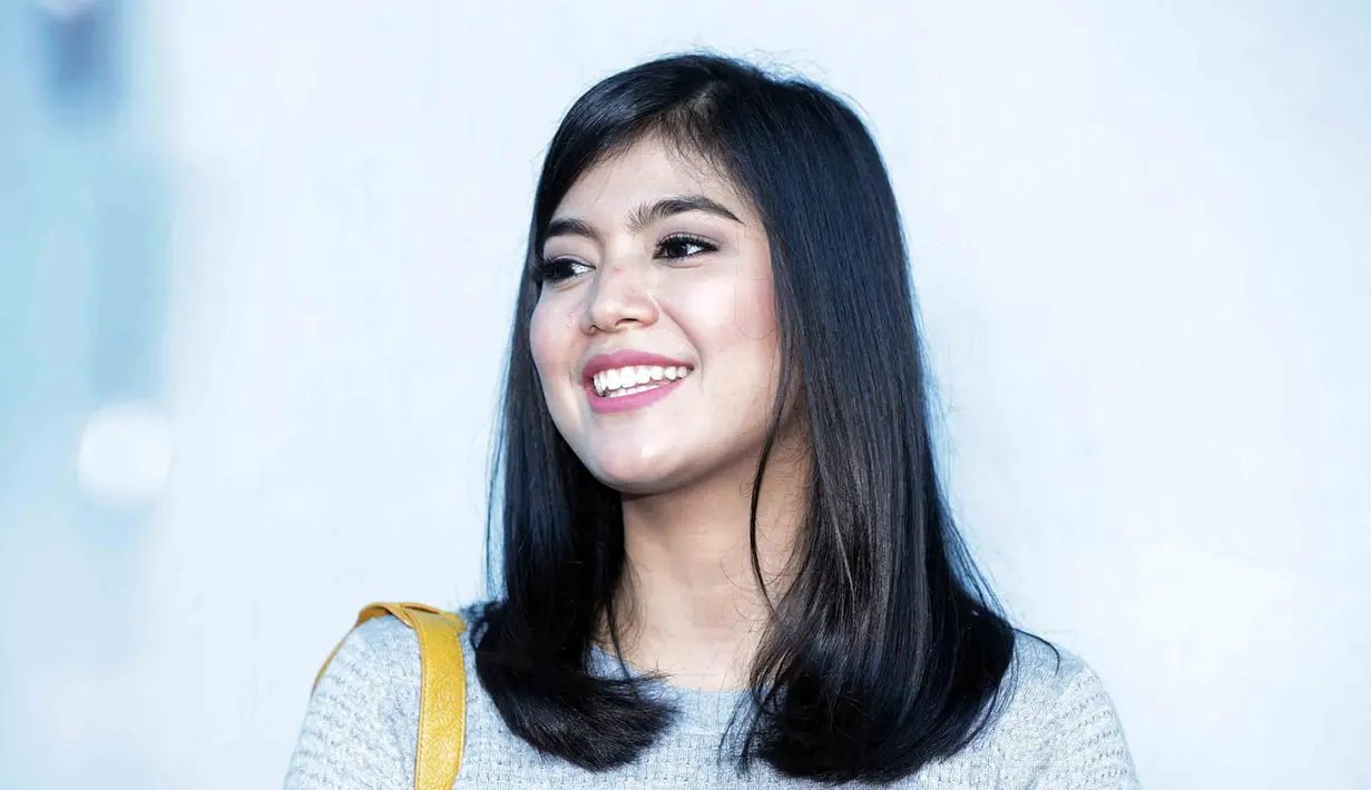 Berbeda dengan kebanyakan ibu hamil anak pertama. Pemeran Raya Kohandi tidak merasakan mual dan ngidam di kehamilan yang menginjak empat bulan ini. (Deki Prayoga/Bintang.com)