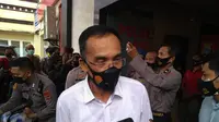 Direktorat Reserse Kriminal Khusus Polda Sulawesi Selatan turun tangan menyelidiki peretasan laman situs DPRD Kota Parepare. (Liputan6.com/Fauzan)