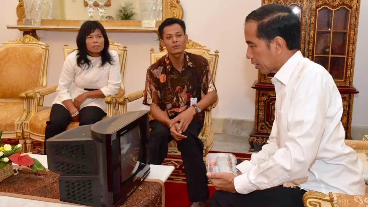 20160125- Jokowi Panggil Si Pembuat TV Kreatif-Jakarta-Agus Suparto