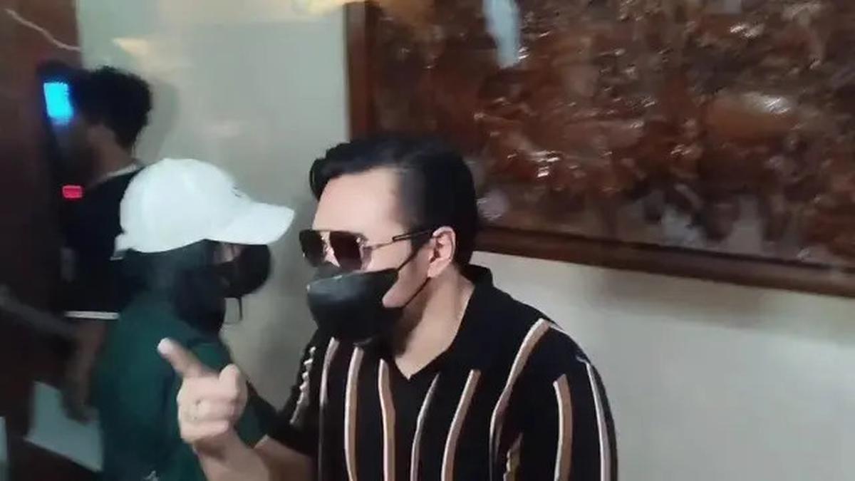 David Bayu Setia Dampingi Putrinya, Audrey Davis, dalam Kasus Video Syur
