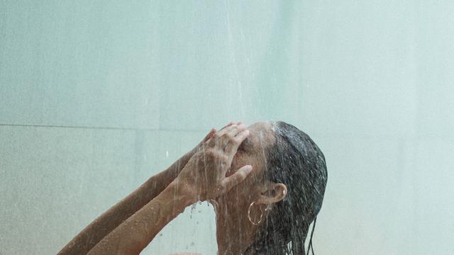 Ilustrasi rutin mandi