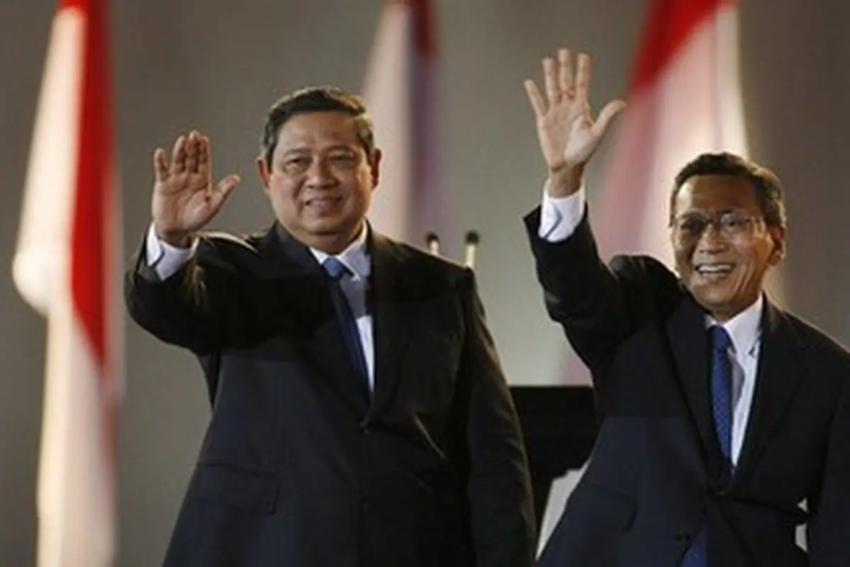 Poster SBY-Budiono