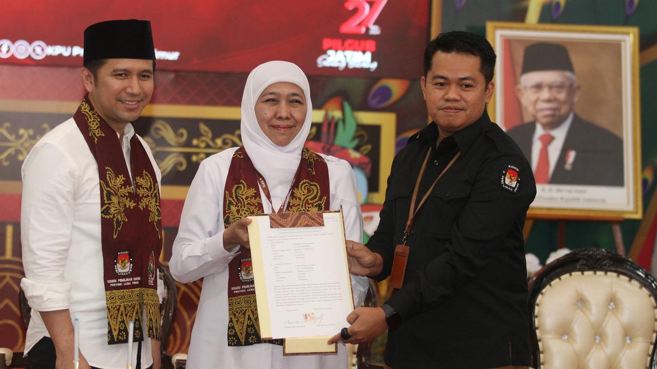 Adu Popularitas Khofifah dan Risma di Pilkada Jatim Versi Survei LSI Denny JA